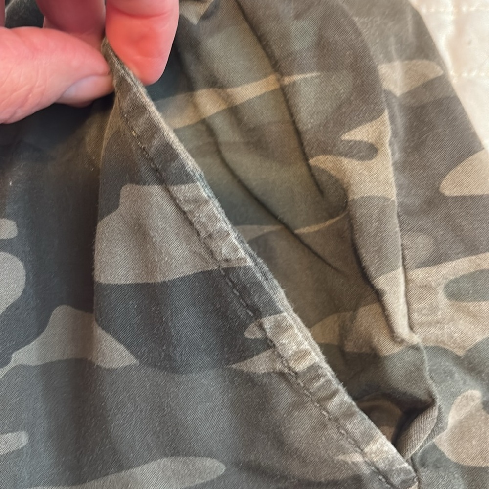Social Standard bySanctuary Olive Camouflage Shorts
Size medium - Picture 8 of 9